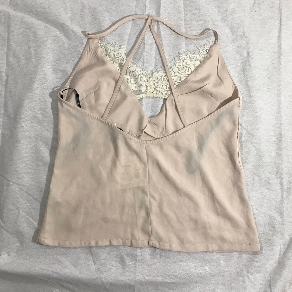 Missguided | Lace Razorback Blouse, 2 - Picture 3 of 4